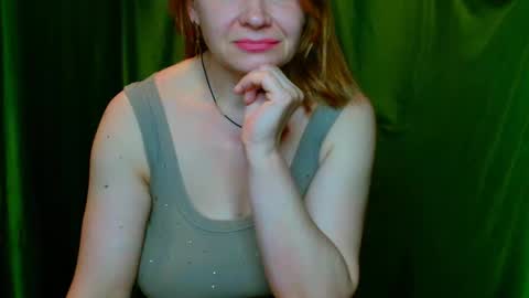 Snapshot of milana9732 chatting on 07-09-26, 06:34 milana9732 online show from 07-09-26, 06:34