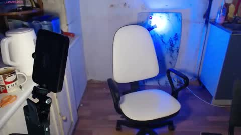 Dan and Milana online show from 10-25-25, 05:15