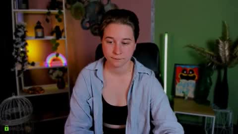 Snapshot of milana_stars chatting on 09-10-25, 09:20 Mila online show from 09-10-25, 09:20