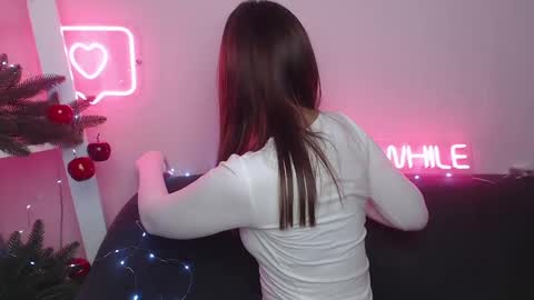 milanaangelas online show from 12-14-24, 02:10