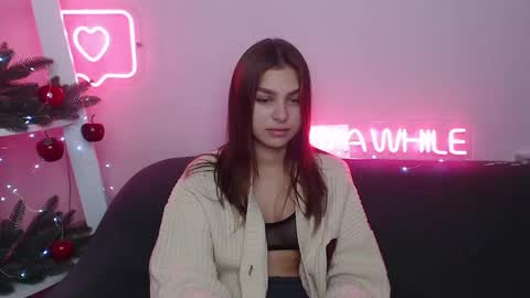 milanaangelas online show from 12-15-24, 08:52