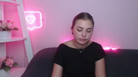 milanaangelas online show from 02-09-25, 11:04