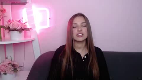 milanaangelas online show from 06-01-26, 04:47