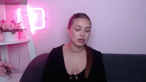 Snapshot of milanaangelas chatting on 06-06-26, 04:50 milanaangelas online show from 06-06-26, 04:50