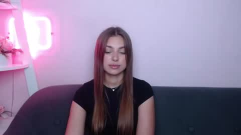 Snapshot of milanaangelas chatting on 07-10-26, 04:50 milanaangelas online show from 07-10-26, 04:50
