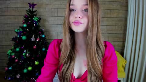 MilanaBalmain online show from 12-23-24, 04:44