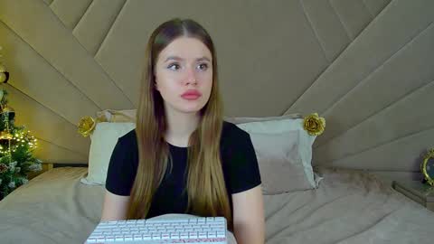 MilanaBalmain online show from 12-24-24, 02:01