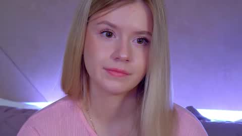 Snapshot of milanabalmain chatting on 02-03-26, 04:43 MilanaBalmain online show from 02-03-26, 04:43