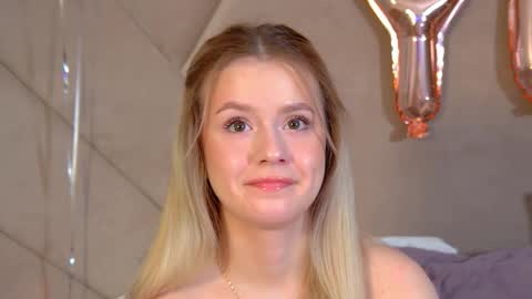 Snapshot of milanabalmain chatting on 02-20-26, 06:19 MilanaBalmain online show from 02-20-26, 06:19