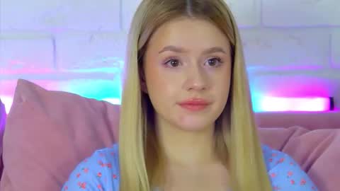 MilanaBalmain online show from 03-16-26, 05:44