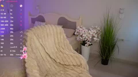 milanamoons online show from 07-01-26, 11:56