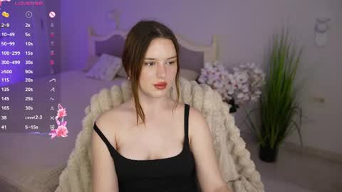 milanamoons online show from 07-10-26, 05:26