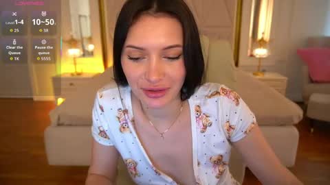 Snapshot of milanamusee chatting on 06-01-26, 06:59 Milana online show from 06-01-26, 06:59