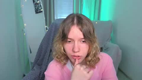 Milaray online show from 06-24-26, 05:28