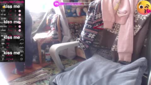 Luna-- link in bio online show from 04-19-26, 09:41