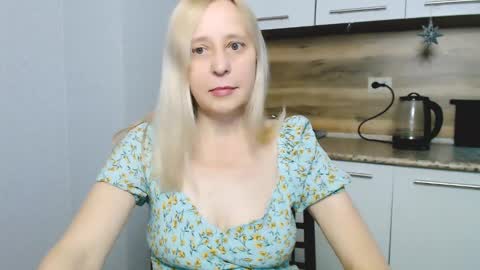 Milena online show from 12-04-24, 03:37