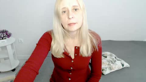 Milena online show from 03-06-25, 09:25