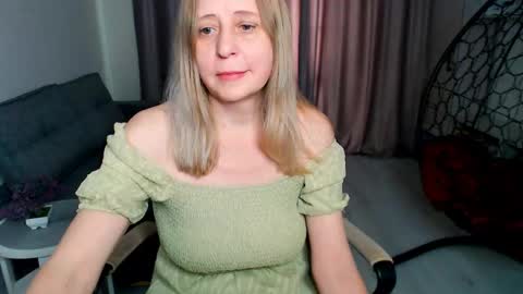 Milena online show from 03-08-26, 06:28