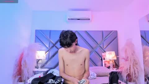 Milan online show from 06-10-26, 11:31