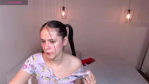 Mila Rose online show from 02-28-25, 11:47