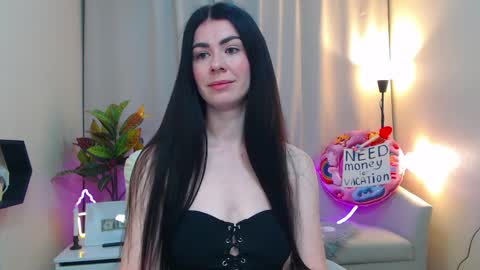 Snapshot of milasecretsss chatting on 05-30-26, 06:43 milasecretsss online show from 05-30-26, 06:43