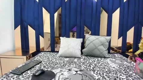 Mila  online show from 01-06-26, 08:45