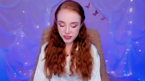 Snapshot of milasiren chatting on 06-21-26, 09:34 Mila online show from 06-21-26, 09:34