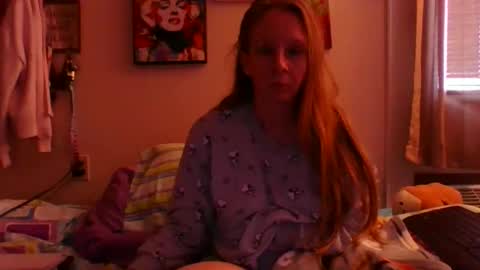 Mila online show from 04-06-26, 05:58