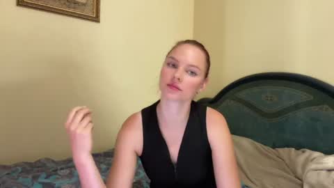 Snapshot of milav_ chatting on 07-08-26, 03:27 Lana online show from 07-08-26, 03:27