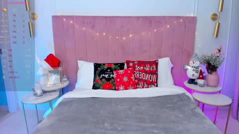 Mia online show from 12-11-24, 05:53