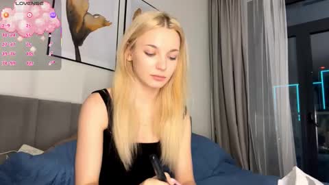 Millla online show from 10-11-25, 06:28