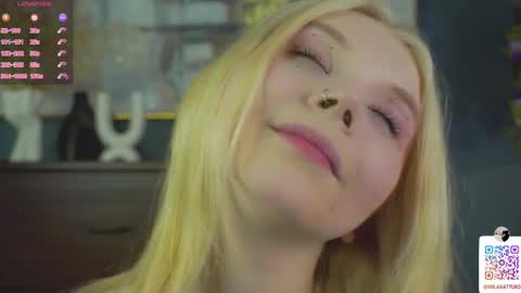 Snapshot of mildredbain chatting on 02-23-25, 05:45 Mila online show from 02-23-25, 05:45
