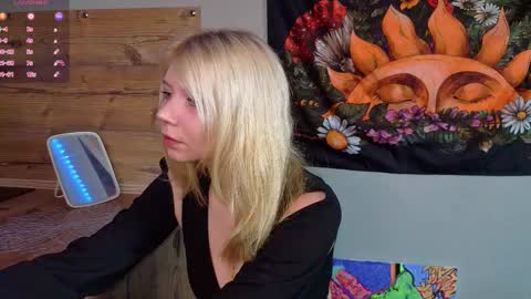 Snapshot of mildredbain chatting on 09-18-25, 04:36 Mila online show from 09-18-25, 04:36