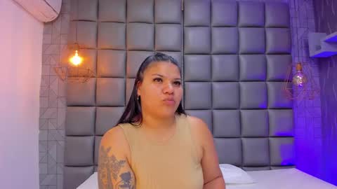 Milena  online show from 01-27-25, 03:37