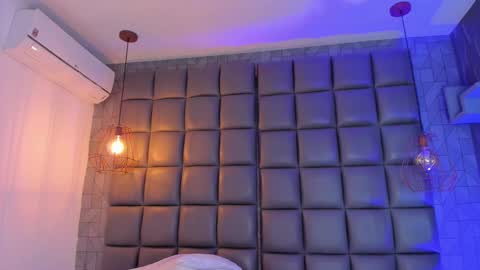 Milena  online show from 03-02-25, 08:27