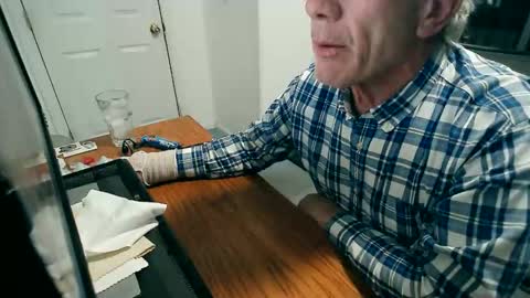 Milehi1958 online show from 03-01-26, 02:35