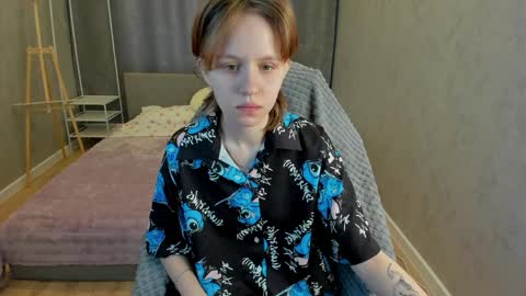 Snapshot of milena_milyan chatting on 04-12-26, 12:59 Milena online show from 04-12-26, 12:59