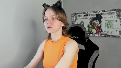 Snapshot of milena_milyan chatting on 05-07-26, 01:44 Milena online show from 05-07-26, 01:44
