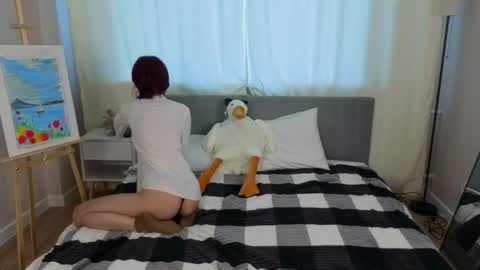 Snapshot of milena_milyan chatting on 05-20-26, 01:23 Milena online show from 05-20-26, 01:23