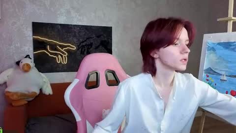 Snapshot of milena_milyan chatting on 05-21-26, 01:23 Milena online show from 05-21-26, 01:23