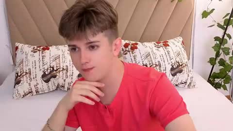 Snapshot of miless_cooper chatting on 05-31-26, 04:53 Miles online show from 05-31-26, 04:53