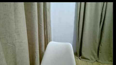 Snapshot of miletera chatting on 10-14-25, 12:28 miletera online show from 10-14-25, 12:28