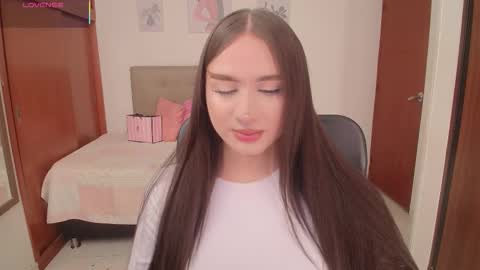 Miley online show from 12-20-25, 02:35