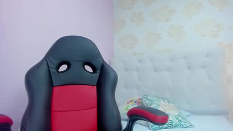 MILEY online show from 03-01-25, 02:48