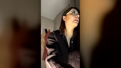 Snapshot of milf__pretty chatting on 05-31-26, 09:38 Melissa online show from 05-31-26, 09:38