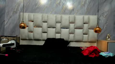 Lili  online show from 05-21-26, 12:23