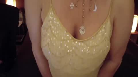 Fabiola online show from 04-12-26, 12:48