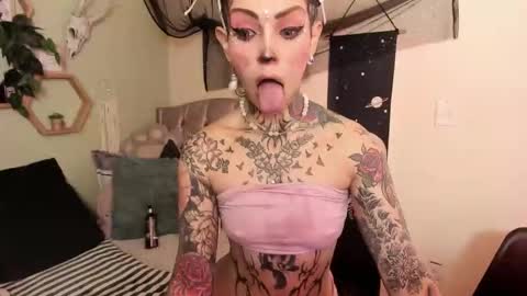 Isabella online show from 02-19-26, 01:29