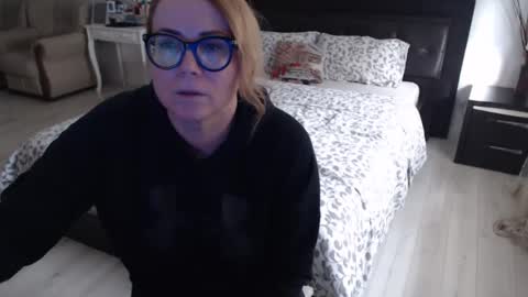 milfa online show from 02-15-25, 07:38