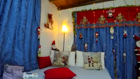 Snapshot of milfboobs_10 chatting on 12-04-25, 11:46 Nakary Bustamante online show from 12-04-25, 11:46